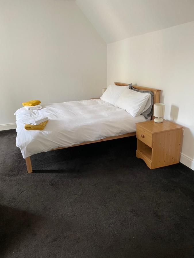Newsagents Flat Apartman Lairg Kültér fotó