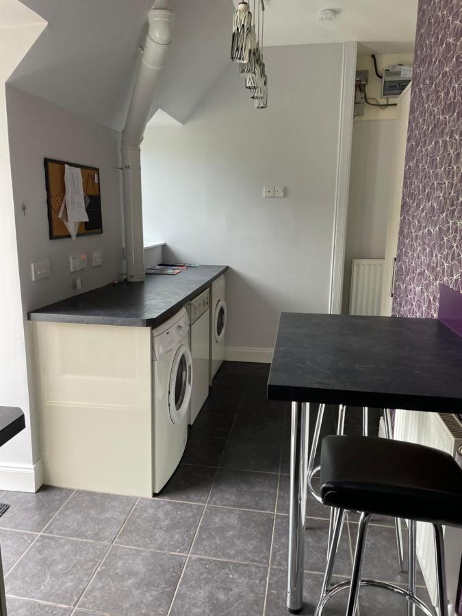 Newsagents Flat Apartman Lairg Kültér fotó